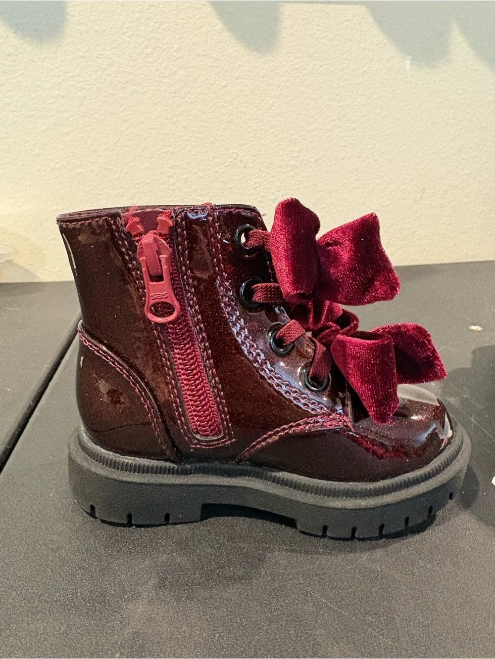 Cat and Jack Estes Combat Boots Glitter Burgundy Red Toddler Infant Girls Sz 5